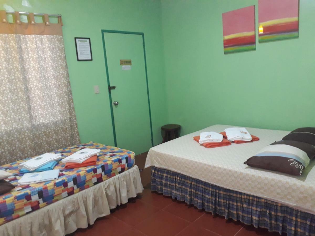 Ej Pension House PALAWAN Esterno foto