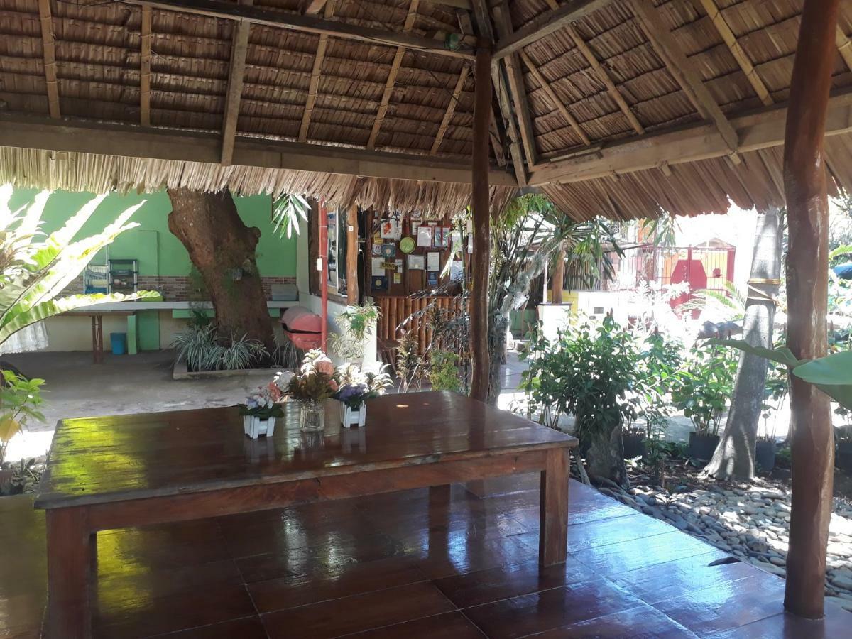 Ej Pension House PALAWAN Esterno foto