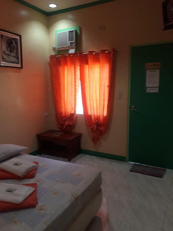 Ej Pension House PALAWAN Esterno foto